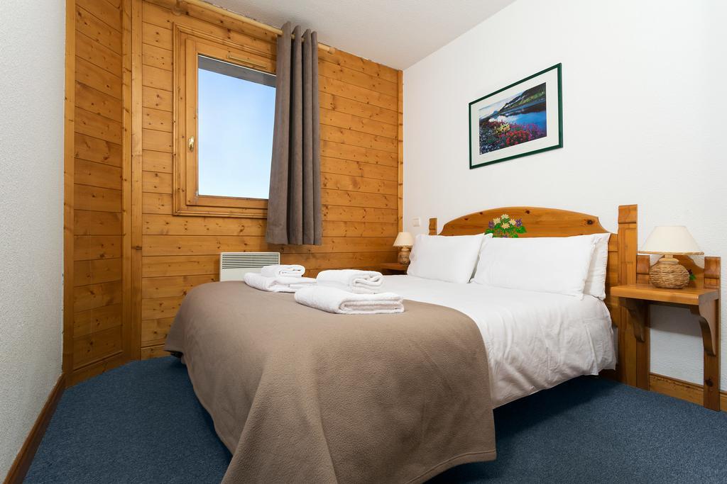 Madame Vacances Les Chalets Du Praz La Plagne Room photo